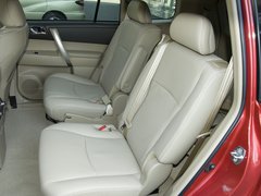 2012款 2.7L 自动 豪华版 7座