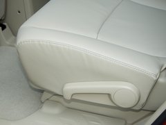 2012款 2.7L 自动 豪华版 7座