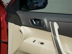 2012款 2.7L 自动 豪华版 7座