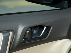 2012款 2.7L 自动 豪华版 7座