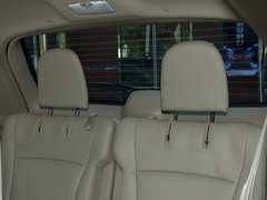 2012款 2.7L 自动 豪华版 7座