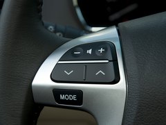 2012款 2.7L 自动 豪华版 7座