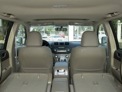 2012款 2.7L 自动 豪华版 7座