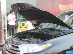 2012款 2.7L 自动 精英版 5座