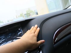 2012款 M25L 2.5L 自动 雅致版