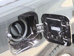 2012款 M25L 2.5L 自动 雅致版