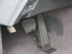 2012款 M25L 2.5L 自动 雅致版