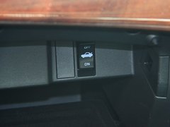 2012款 M25L 2.5L 自动 雅致版