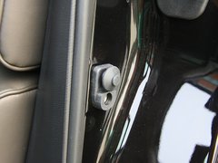 2012款 M25L 2.5L 自动 奢华版