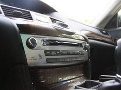 2012款 M25L 2.5L 自动 奢华版