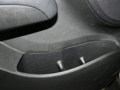 2012款 2.0L 自動 4WD尊貴版 GLS 5座