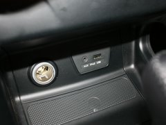 2012款 2.0L 自动 4WD尊贵版 GLS 5座