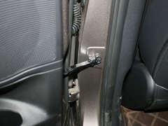 2012款 2.0L 自动 4WD尊贵版 GLS 5座