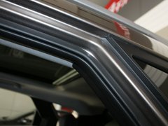 2012款 2.0L 自动 4WD尊贵版 GLS 5座