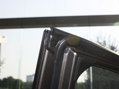 2012款 2.0L 自动 4WD尊贵版 GLS 5座