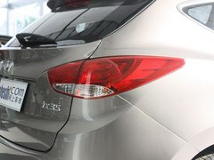 2012款 2.0L 自动 4WD尊贵版 GLS 5座