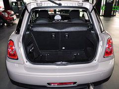 2012款 1.6L AT ONE BAKER  STREET