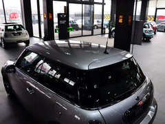 2012款 1.6L AT ONE BAKER  STREET