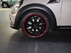 2012款 1.6L AT ONE BAKER  STREET