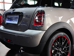 2012款 1.6L AT ONE BAKER  STREET