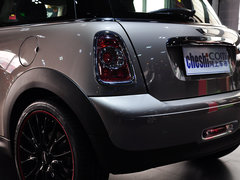 2012款 1.6L AT ONE BAKER  STREET