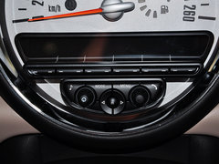 2012款 1.6L AT ONE BAKER  STREET