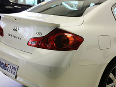 2013款 G25 2.5L 自动 豪华运动版