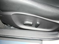 2013款 G25 2.5L 自动 豪华运动版