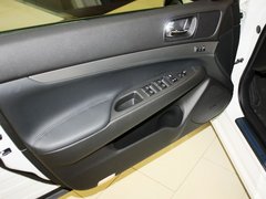 2013款 G25 2.5L 自动 豪华运动版