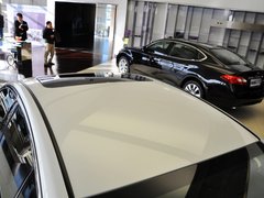 2013款 G25 2.5L 自动 豪华运动版