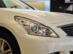 2013款 G25 2.5L 自动 豪华运动版