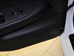 2013款 G25 2.5L 自动 豪华运动版