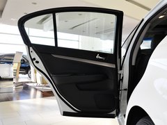2013款 G25 2.5L 自动 豪华运动版