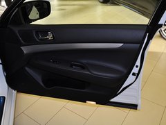 2013款 G25 2.5L 自动 豪华运动版