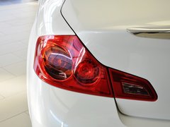 2013款 G25 2.5L 自动 豪华运动版