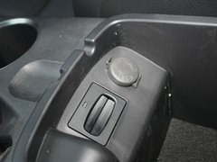 劳恩斯酷派 2012款 2.0T 自动 Brembo版