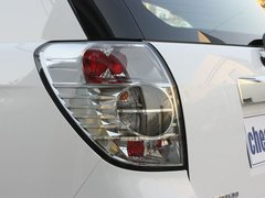 2012款 2.4L 自动 旗舰版 7座