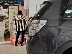 2012款 2.4L 自动 旗舰版 7座