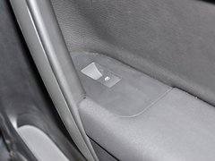 2012款 2.4L 自动 旗舰版 7座