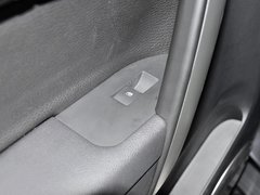 2012款 2.4L 自动 旗舰版 7座