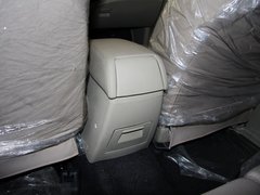 2012款 2.4L 手动 探索版汽油4X4豪华型 5座