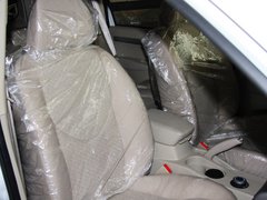 2012款 2.4L 手动 探索版汽油4X4豪华型 5座