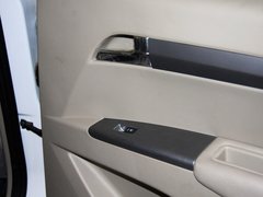 2012款 2.4L 手动 探索版汽油4X4豪华型 5座
