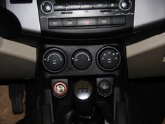 2012款 2.4L 手动 探索版汽油4X4豪华型 5座