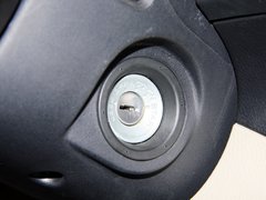 2012款 2.4L 手动 探索版汽油4X4豪华型 5座