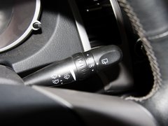 2012款 2.4L 手动 探索版汽油4X4豪华型 5座