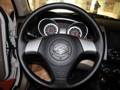 2012款 2.4L 手动 探索版汽油4X4豪华型 5座