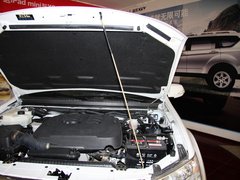 2012款 2.4L 手动 探索版汽油4X4豪华型 5座