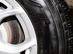 2012款 2.4L 手动 探索版汽油4X4豪华型 5座