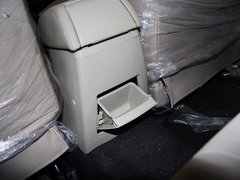 2012款 2.4L 手动 探索版汽油4X4豪华型 5座